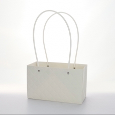 RECTANGLE FLOWER BAG 22X10.5X13.5CM WHITE