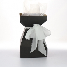 MEDIUM SQU MOD VASE BLACK 17.5X17.5X27CM  p10